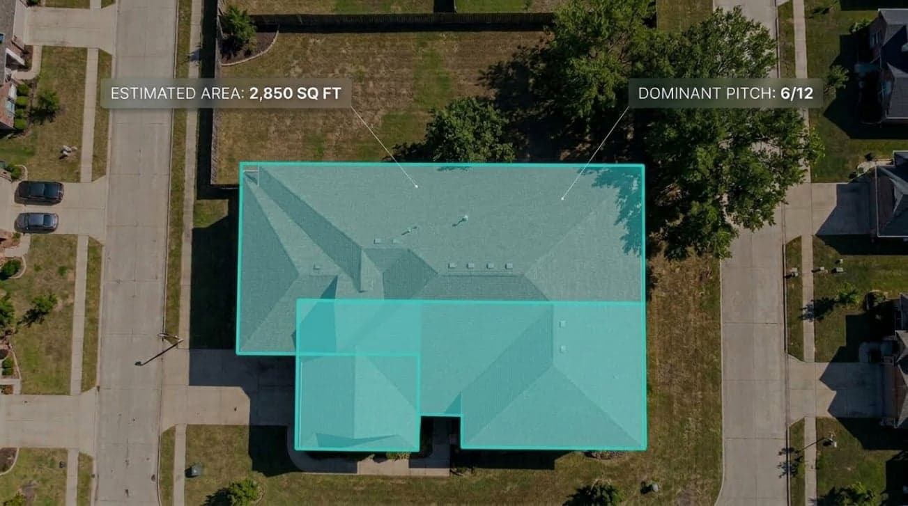 Aerial view of a house roof with its outline highlighted, illustrating roof measurement